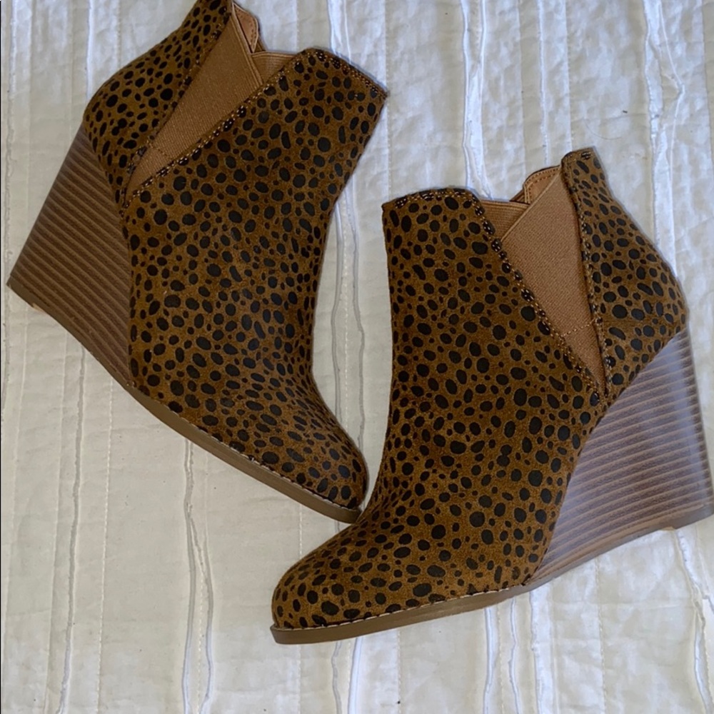 Leopard Wedges